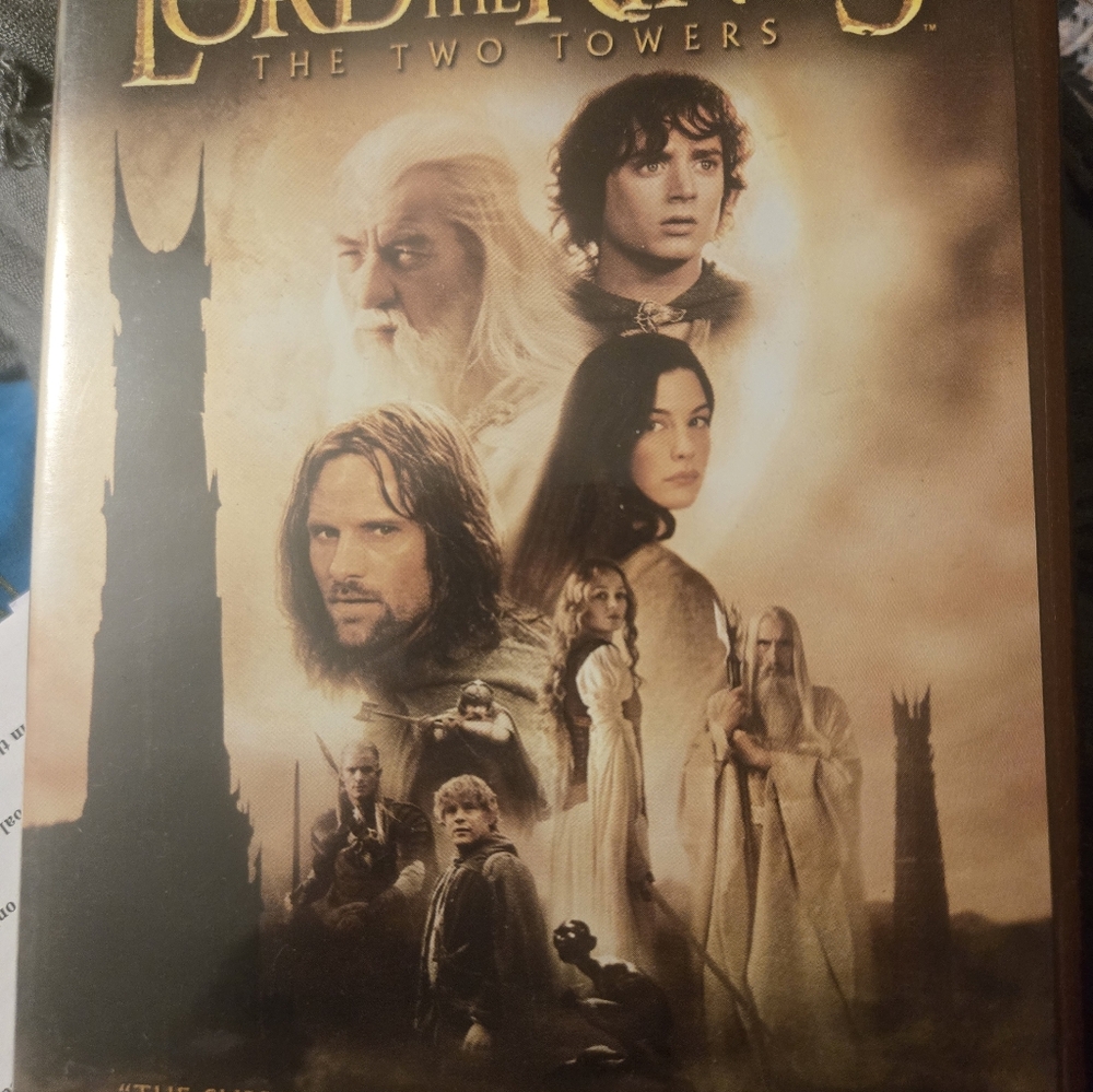✨ The Lord of the Rings: The Two Towers DVD - WIDESCREEN